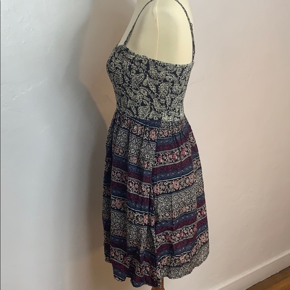 La Creme Floral Dress - Picture 3 of 6